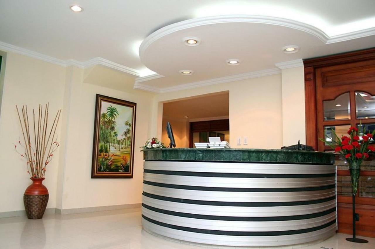 Casa Madrigal Hotel باستو المظهر الخارجي الصورة